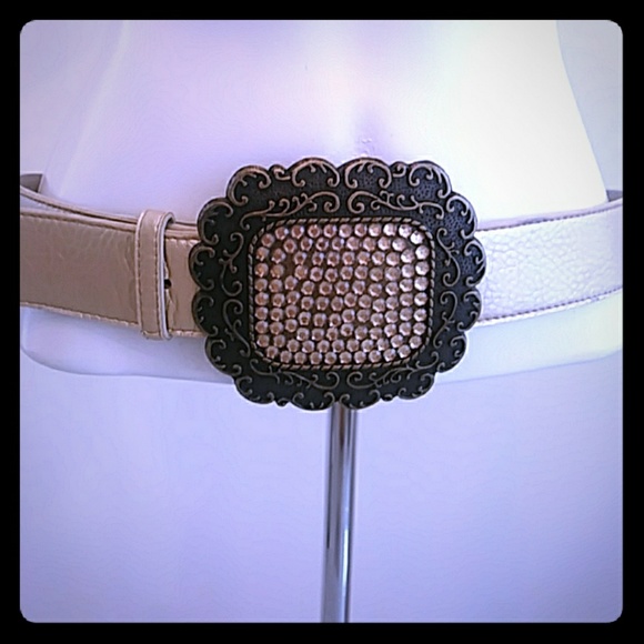 Gold Belt NWOT main image 6